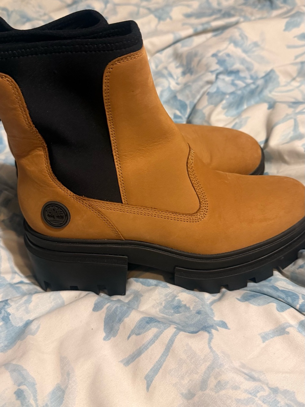 Timberland Wheat and Black Chelsea Lug Ankle Boots
